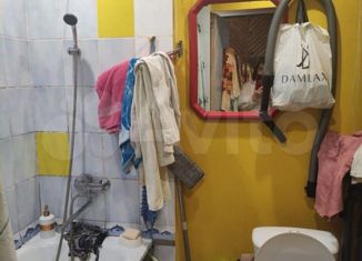 Продам 1-ком. квартиру, 29.4 м2, Тутаев, Советская улица, 17