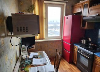 Продаю 2-комнатную квартиру, 45.3 м2, Москва, улица Маршала Катукова, 25к1, метро Строгино