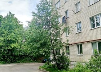 Продается однокомнатная квартира, 31.5 м2, Калуга, Карачевская улица, 25