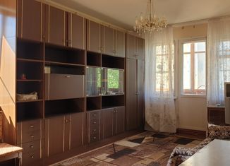 Продажа двухкомнатной квартиры, 43 м2, Псков, Гражданская улица, 15