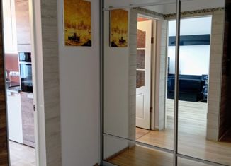 Сдается 2-ком. квартира, 50 м2, Юрга, улица Никитина, 36