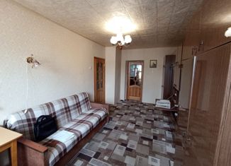 Продается двухкомнатная квартира, 45 м2, Троицк, улица имени Ю.А. Гагарина, 32А