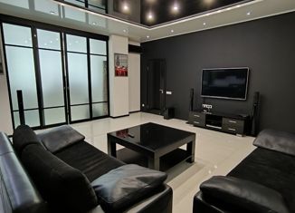 Продажа двухкомнатной квартиры, 83.8 м2, Белгород, Свято-Троицкий бульвар, 15