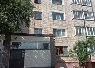 Продается 1-ком. квартира, 34.5 м2, Киров, улица Романа Ердякова, 20