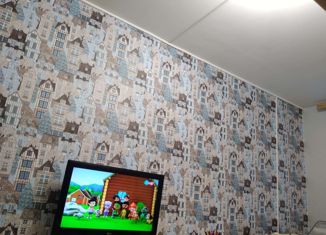 Трехкомнатная квартира на продажу, 64.3 м2, Родники, микрорайон Южный, 25