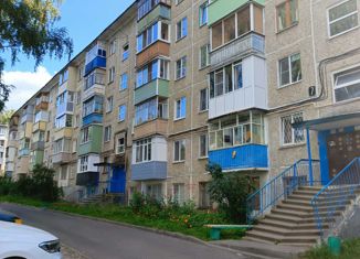 Продам 3-комнатную квартиру, 59.1 м2, Чебоксары, улица Энтузиастов, 7, Московский район