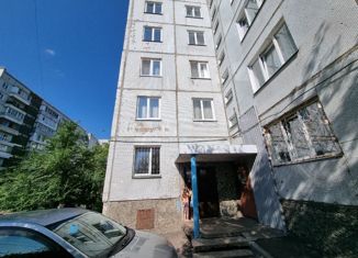 Продается трехкомнатная квартира, 66 м2, Красноярск, улица Забобонова, 10