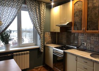 Продается двухкомнатная квартира, 57.3 м2, посёлок Торфяное, посёлок Торфяное, 44