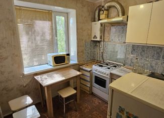 Продаю 1-комнатную квартиру, 32 м2, Саратовская область, улица Кирова, 88