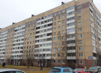 Продажа 3-комнатной квартиры, 57.5 м2, Санкт-Петербург, улица Турку, 27, метро Проспект Славы