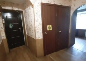 Сдаю в аренду трехкомнатную квартиру, 60 м2, Альметьевск, улица Гагарина, 24