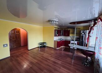 Продам 3-ком. квартиру, 57 м2, Бугульма, Советская улица, 81