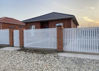 Продам дом, 100 м2, станица Раевская