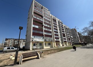 Продам 3-комнатную квартиру, 63 м2, Волгоградская область, проспект Дружбы, 79
