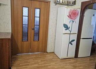 Продам 4-комнатную квартиру, 91 м2, Красноярский край, улица Матросова, 10А