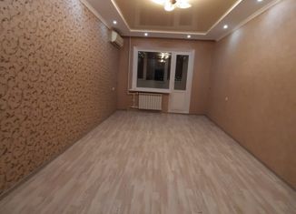 Продается трехкомнатная квартира, 64 м2, Элиста, 6-й микрорайон, 26, 6-й микрорайон