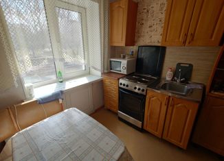 Продам 2-комнатную квартиру, 43 м2, Кемеровская область, проспект Ленина, 63