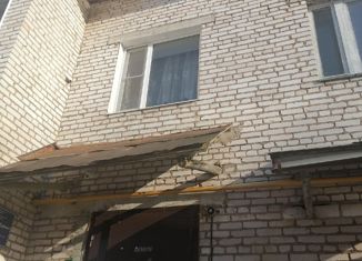 Продам 2-ком. квартиру, 48.2 м2, Малая Вишера, Московская улица, 40А