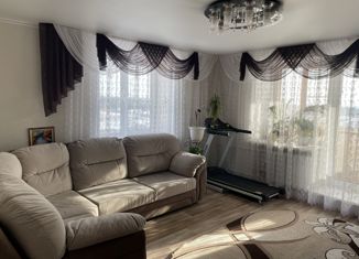 Продается 2-комнатная квартира, 64 м2, Татарстан, улица Хирурга Нечаева, 16