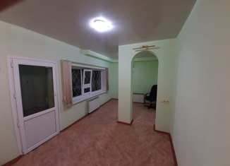 Продам 4-комнатную квартиру, 79 м2, Краснодарский край, улица Самбурова, 281