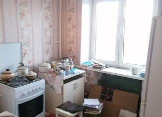 Продаю 1-комнатную квартиру, 30.8 м2, Волжский, Коммунистическая улица, 1