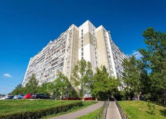 Продам 2-ком. квартиру, 50 м2, Москва, Старобитцевская улица, 11