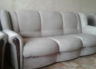 Продажа 1-комнатной квартиры, 38 м2, Новосибирск, улица Серебряные Ключи, 8, улица Серебряные Ключи