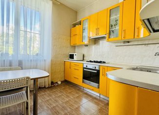 Продам 2-комнатную квартиру, 62 м2, Санкт-Петербург, 2-й Муринский проспект, 3, метро Удельная