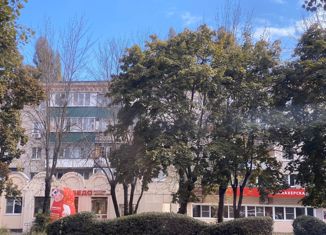 Продажа 3-комнатной квартиры, 55.5 м2, Липецк, улица Космонавтов, 43