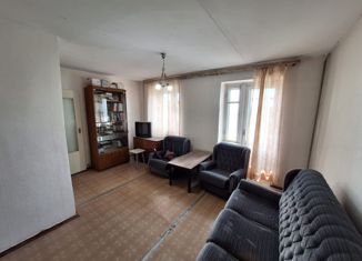 Продается 1-комнатная квартира, 35 м2, Качканар, 11-й микрорайон, 18