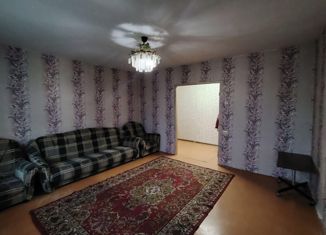 Продажа трехкомнатной квартиры, 65 м2, Шарыпово, микрорайон Пионерный, 101/3