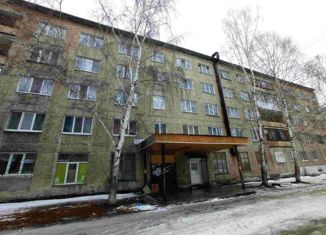 Продаю комнату, 17.1 м2, Полевской, улица Розы Люксембург, 10