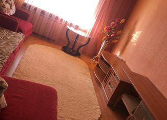 Продаю 3-комнатную квартиру, 60.7 м2, посёлок городского типа Пограничный, Амбулаторная улица, 9