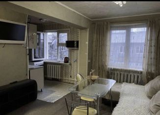 Продается трехкомнатная квартира, 46 м2, Мирный, шоссе Кирова, 18