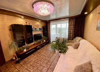 Продам 2-ком. квартиру, 52.4 м2, Пермь, улица Адмирала Ушакова, 55/1, жилой район Нижняя Курья