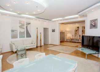 Продам 4-комнатную квартиру, 150 м2, Тула, улица Вересаева, 11