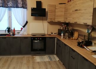 Продажа 2-ком. квартиры, 56.9 м2, посёлок Тазовский, микрорайон Солнечный, 3