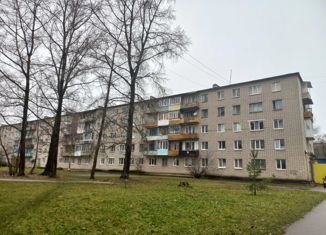 Продаю 2-комнатную квартиру, 45.3 м2, Пикалёво, 6-й микрорайон, 37