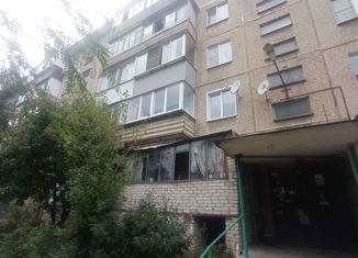 Продажа трехкомнатной квартиры, 62 м2, Липецк, Студёновская улица, 20, район Ниженка