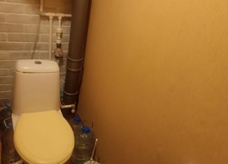 Продам 3-комнатную квартиру, 63 м2, село Перевальное, Октябрьская улица, 50