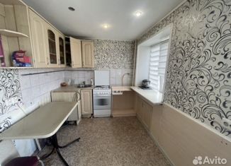 Продается 2-ком. квартира, 44 м2, Кондопога, Комсомольская улица, 2