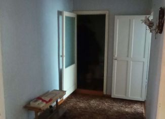 Продается 3-ком. квартира, 58.1 м2, рабочий посёлок Павлоградка, Советская улица, 81