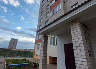 Продам двухкомнатную квартиру, 51.6 м2, Октябрьский, 34-й микрорайон, 30