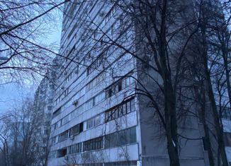 Продается трехкомнатная квартира, 70 м2, Москва, улица Островитянова, 25, метро Коньково