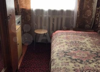 Продается 3-комнатная квартира, 36 м2, рабочий посёлок Локоть, Пушкинская улица, 17