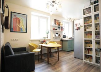 Продается трехкомнатная квартира, 40.8 м2, Москва, Якорная улица, 10к2, метро Коломенская