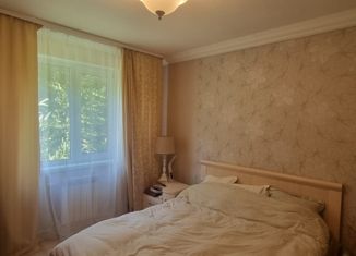 Двухкомнатная квартира на продажу, 54 м2, Тюменская область, Молодёжная улица, 20