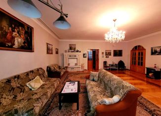 Дом на продажу, 255 м2, Нальчик, Винницкая улица, 69, район Затишье