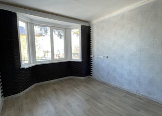 Продам 2-ком. квартиру, 47.4 м2, село Солнечная Поляна, улица 5-я Линия, 2