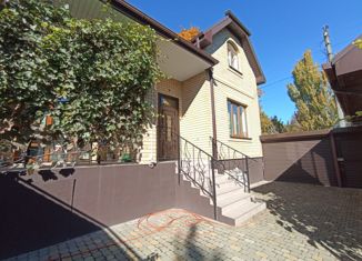 Продаю дом, 260 м2, Таганрог, улица Розы Люксембург